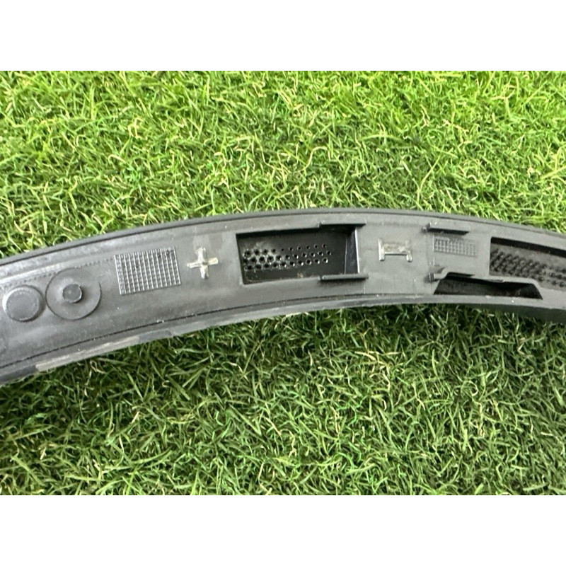 Накладка на крыло (кузов и элементы) Volkswagen Touareg NF 2011 3.6 7P6854819B9B9