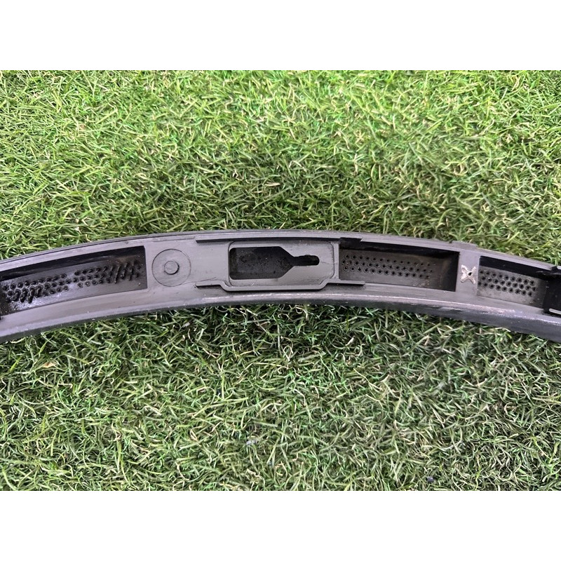 Накладка на крыло (кузов и элементы) Volkswagen Touareg NF 2011 3.6 7P6854819B9B9