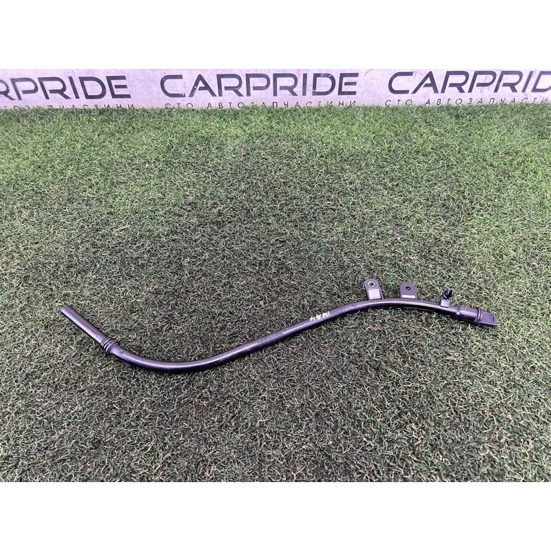 Направляющая масляного щупа (двигатель и элементы) AUDI A4 B9 2018 2.0 DBPA 06K115610E