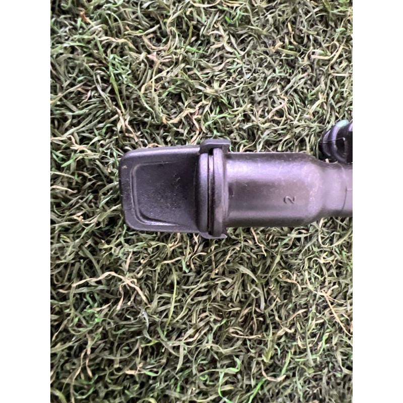 Направляющая масляного щупа (двигатель и элементы) AUDI A4 B9 2018 2.0 DBPA 06K115610E