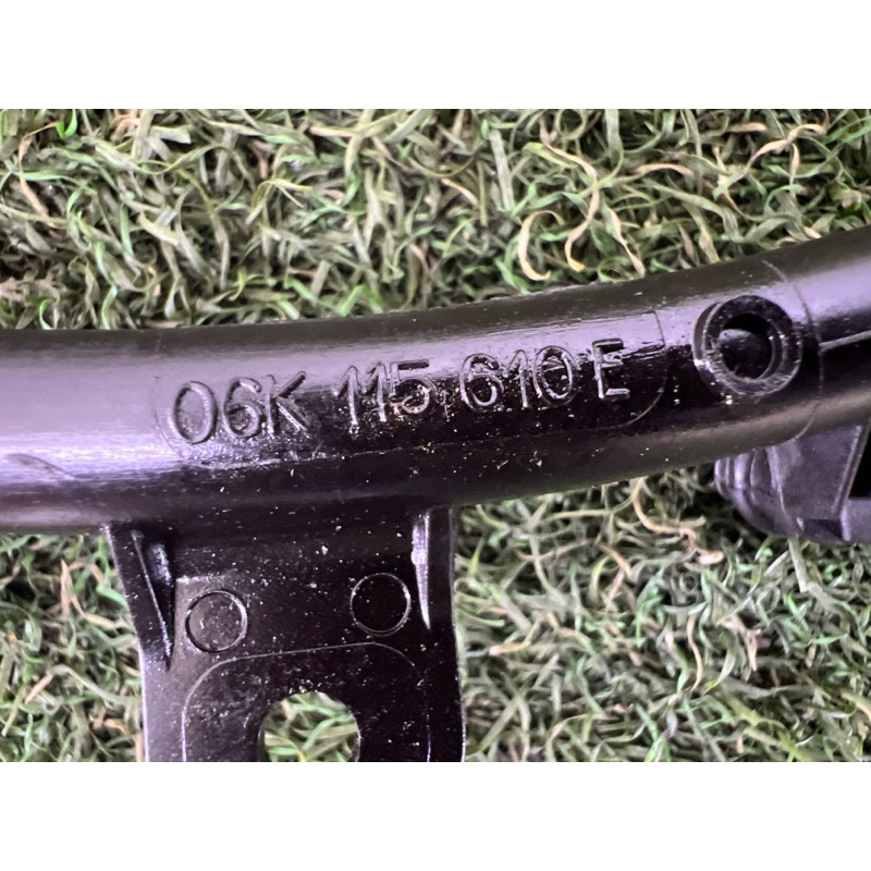 Направляющая масляного щупа (двигатель и элементы) AUDI A4 B9 2018 2.0 DBPA 06K115610E