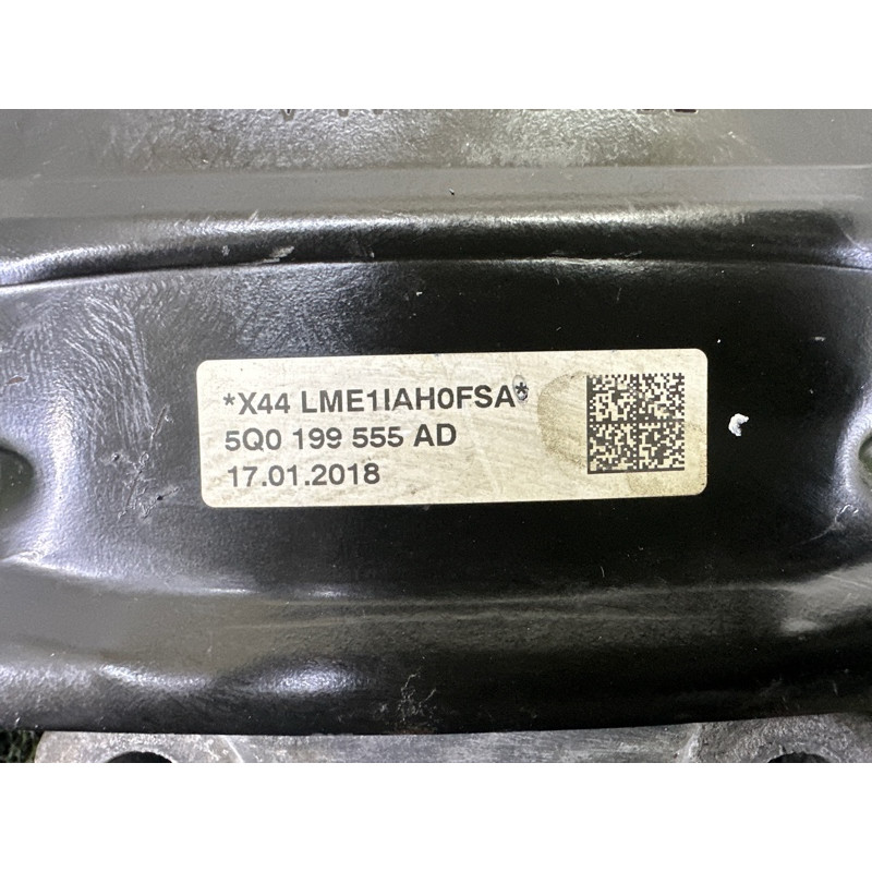 Подушка двигуна (двигун та елементи) AUDI A3 8V 2016 1.8 CNSB 5Q0199555BJ