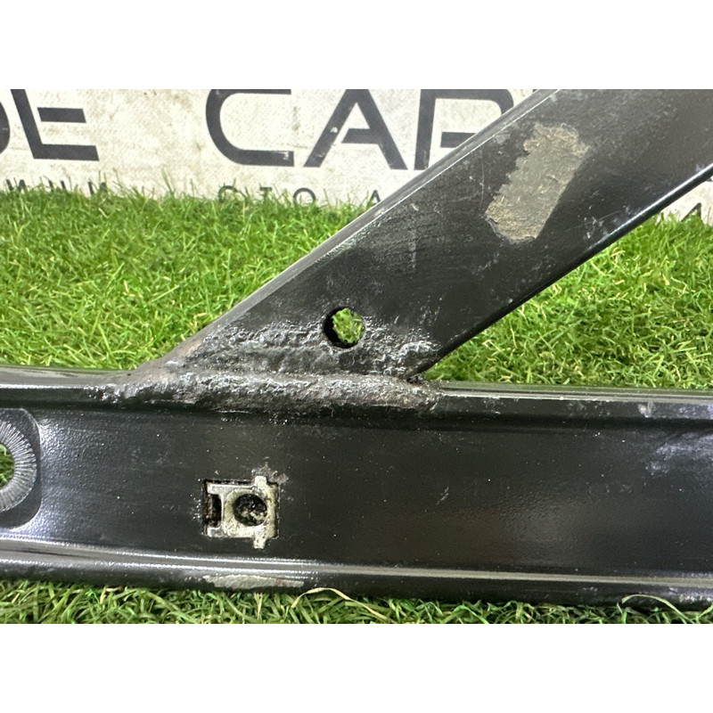 Распорка переднего подрамника (подвеска) AUDI Q5 8R 2010 3.2 CALB 8T1399345J