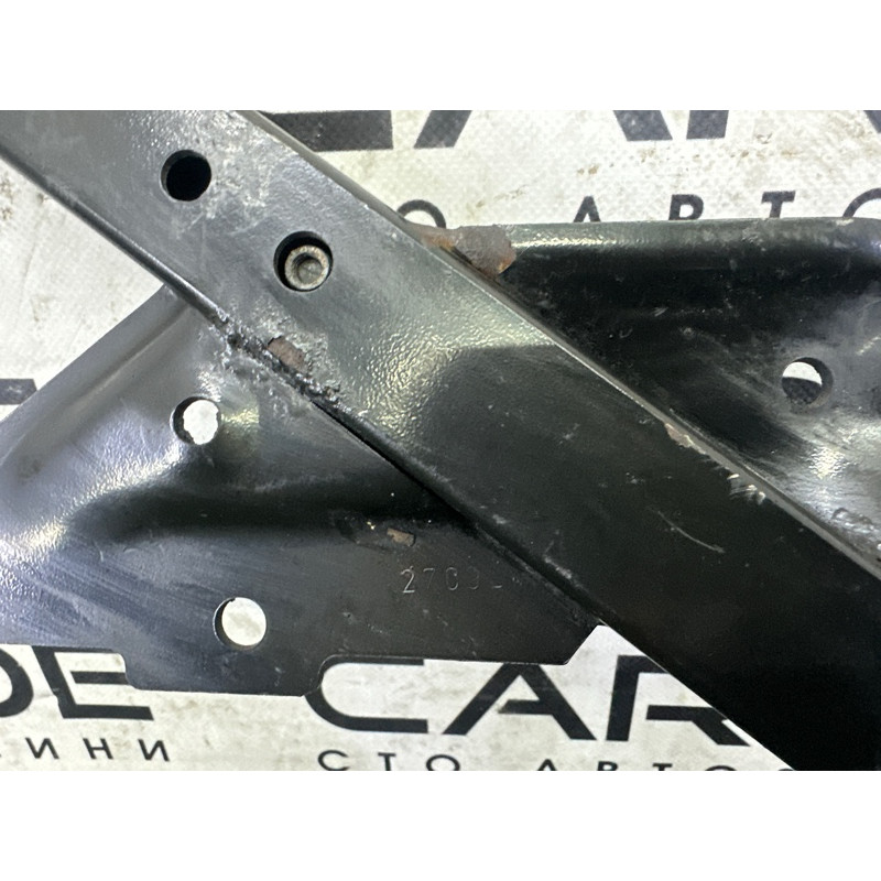 Распорка переднего подрамника (подвеска) AUDI Q5 8R 2010 3.2 CALB 8T1399345J