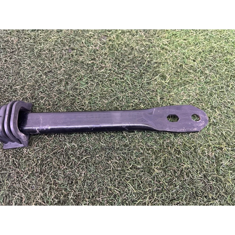 Распорка передней панели (кузов и элементы) LAND ROVER RANGE ROVER Sport L494 2016 3.0 Diesel LR037630