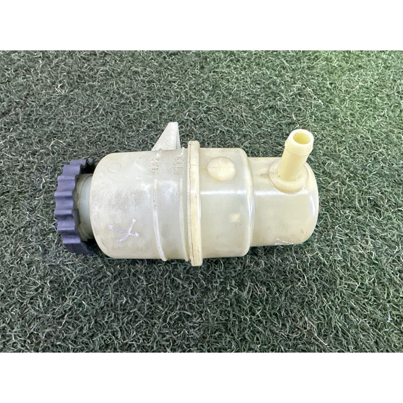 Бачок гидроусилителя (рулевое управление) Jeep Grand Cherokee WK2 2014 3.0 Diesel 68068967AC