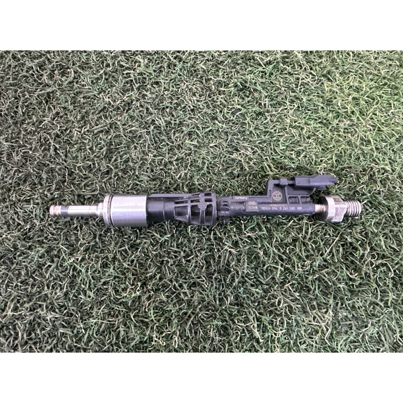 Форсунка топливная (топливная система) BMW X5 E70 2012 3.0 N55B30 13647597870