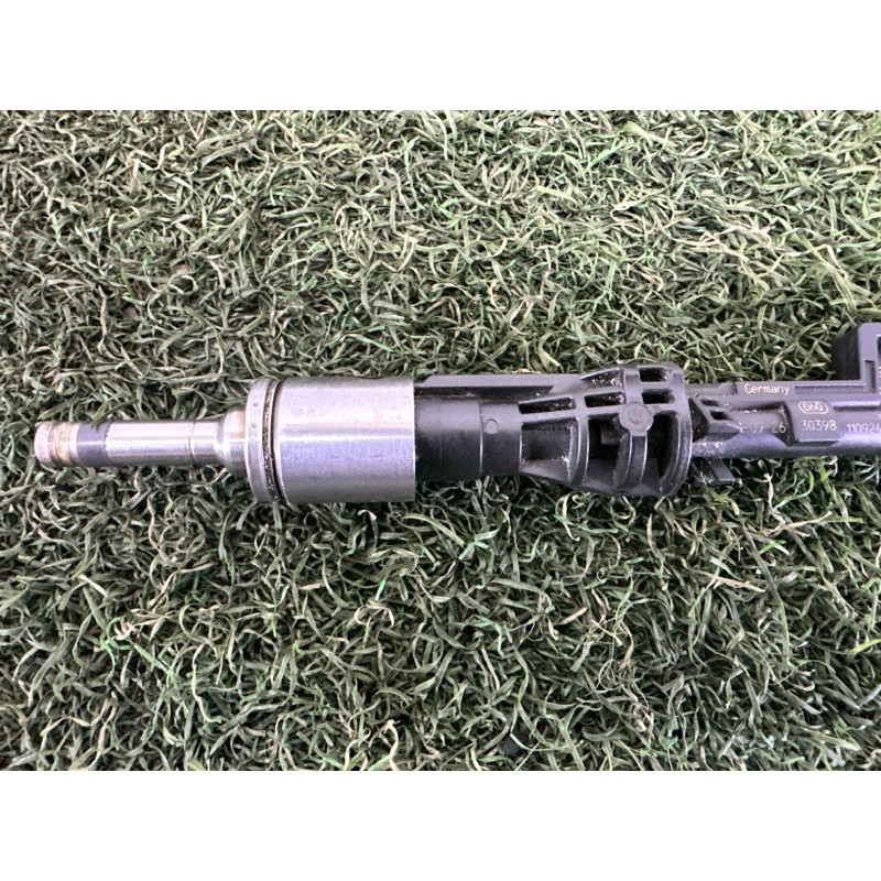 Форсунка топливная (топливная система) BMW X5 E70 2012 3.0 N55B30 13647597870