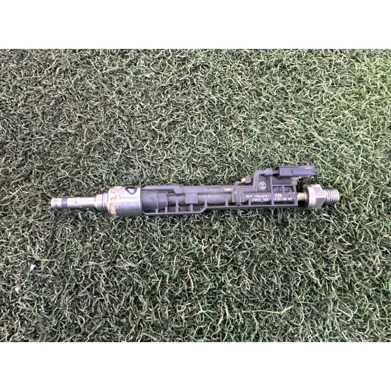 Форсунка топливная (топливная система) BMW X5 E70 2012 3.0 N55B30 13647597870