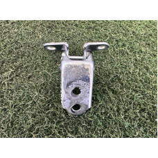 Петля двери