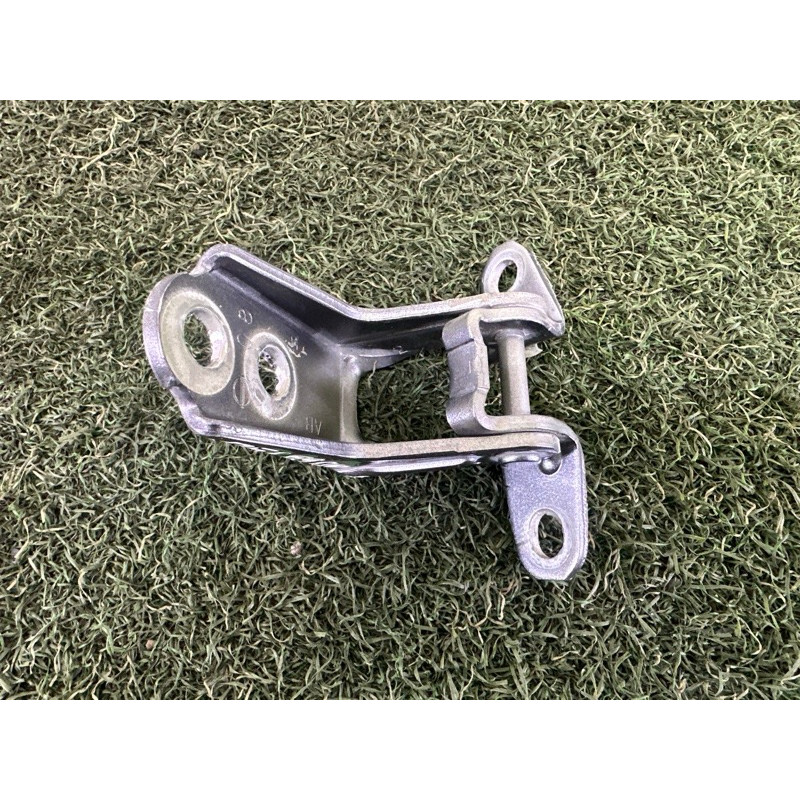 Петля двери (кузов и элементы) Nissan Rogue T33 2021 2.5 PR25DD 804016RR0A