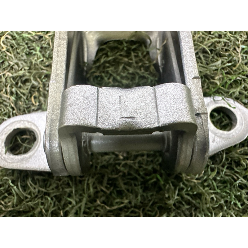 Петля двери (кузов и элементы) Nissan Rogue T33 2021 2.5 PR25DD 804016RR0A