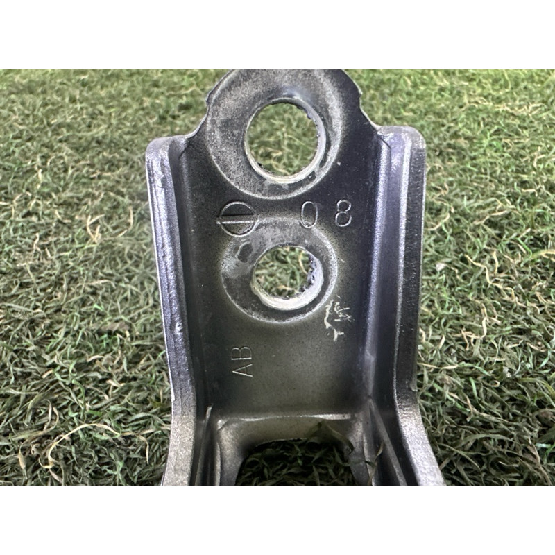 Петля двери (кузов и элементы) Nissan Rogue T33 2021 2.5 PR25DD 804016RR0A