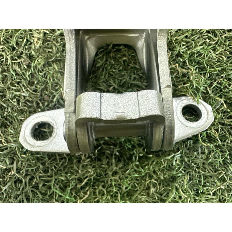 Петля дверей (кузов і елементи) Nissan Rogue T33 2021 2.5 PR25DD 804016RR0A