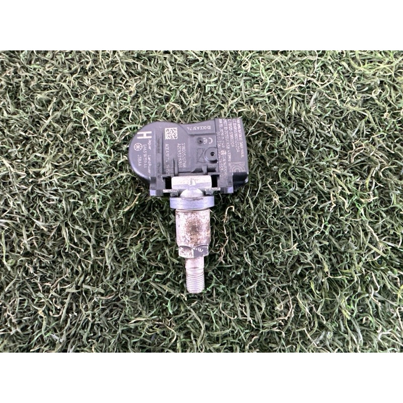 Датчик давления в шинах (электрика / датчики) LAND ROVER RANGE ROVER Sport L494 2016 3.0 Diesel LR066378