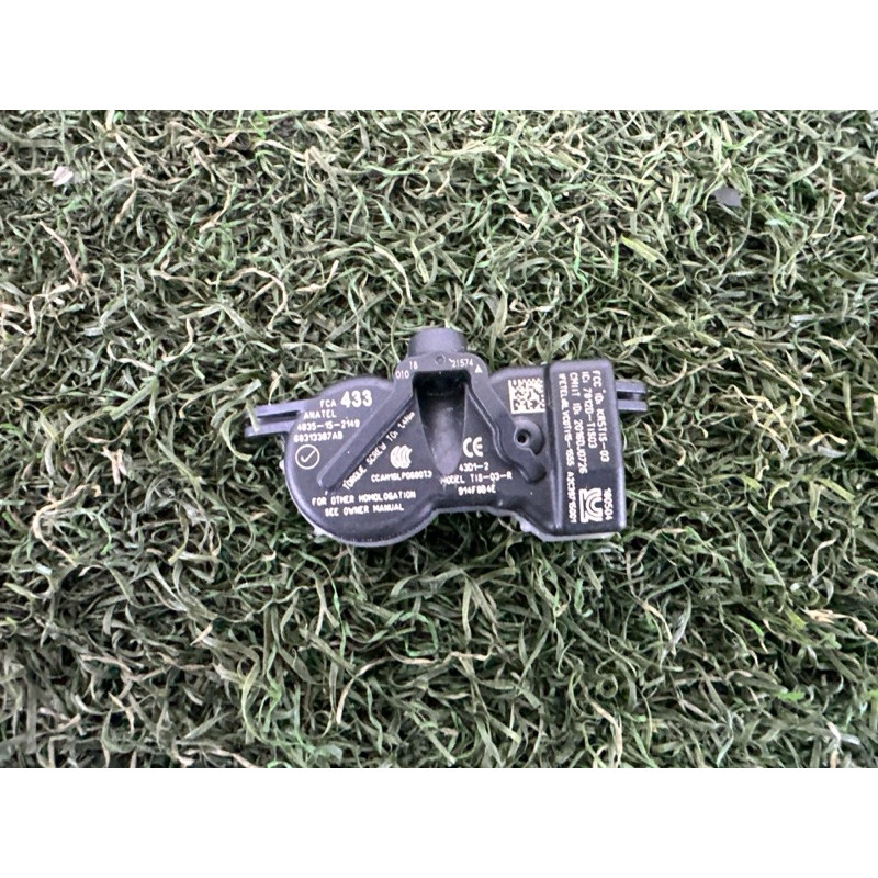 Датчик давления в шинах (электрика / датчики) Jeep Grand Cherokee WK2 2018 3.6 68313387AB