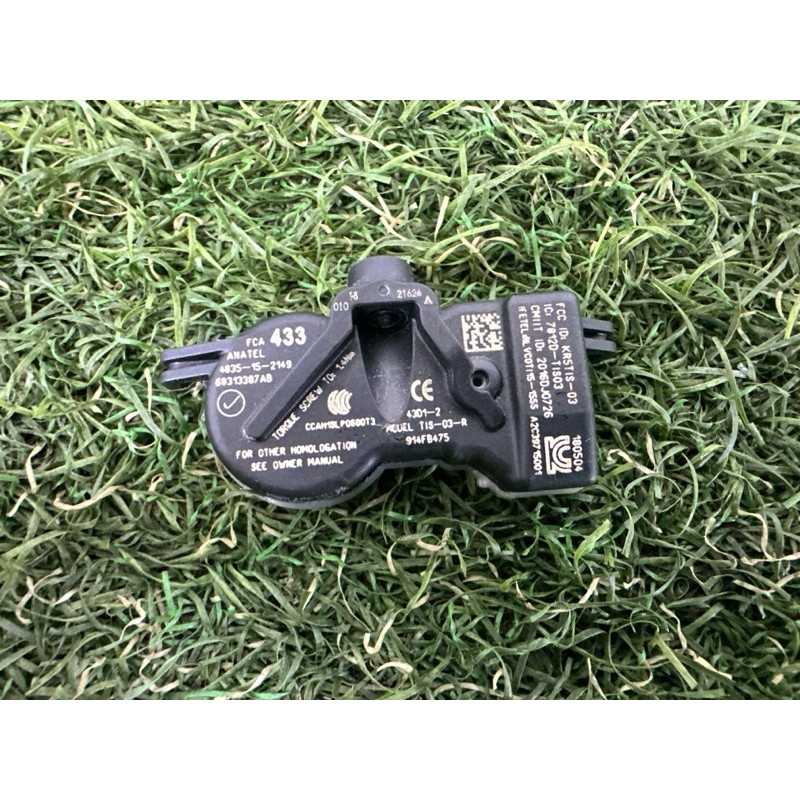 Датчик давления в шинах (электрика / датчики) Jeep Grand Cherokee WK2 2018 3.6 68313387AB