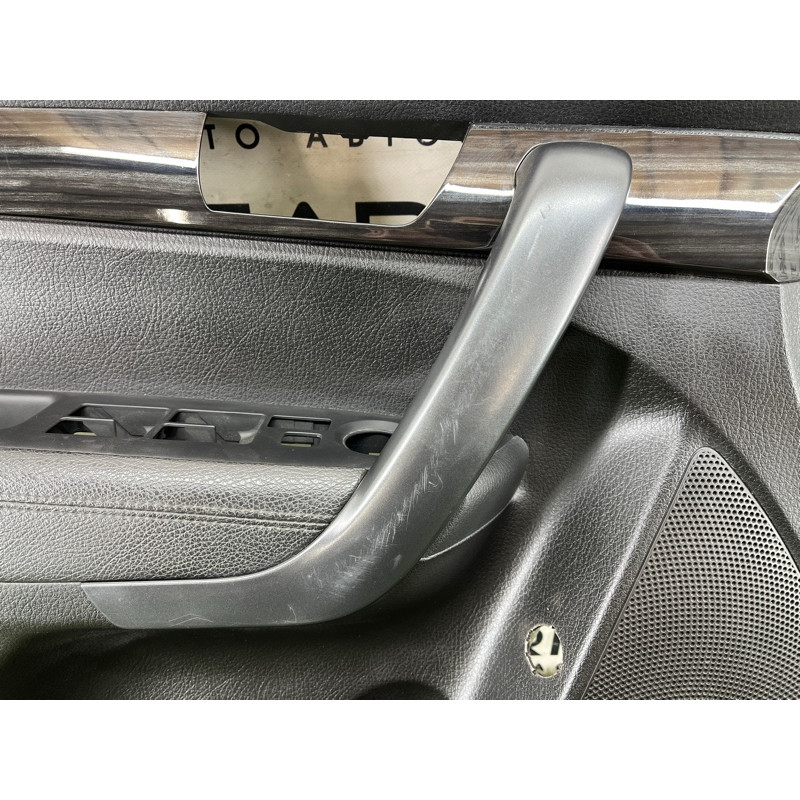 Дверна карта (салон) KIA Sorento UM 2013 2.4 823011u101am2