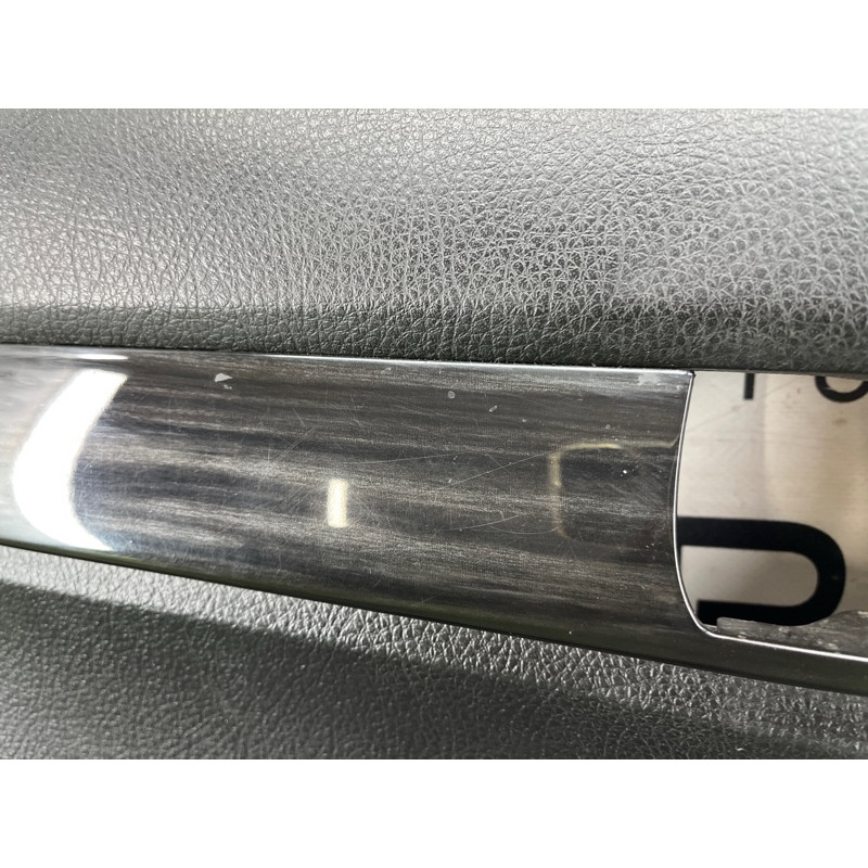 Дверна карта (салон) KIA Sorento UM 2013 2.4 833011u501am2