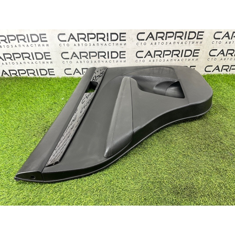 Дверна карта (салон) KIA Sorento UM 2013 2.4 833011u501am2