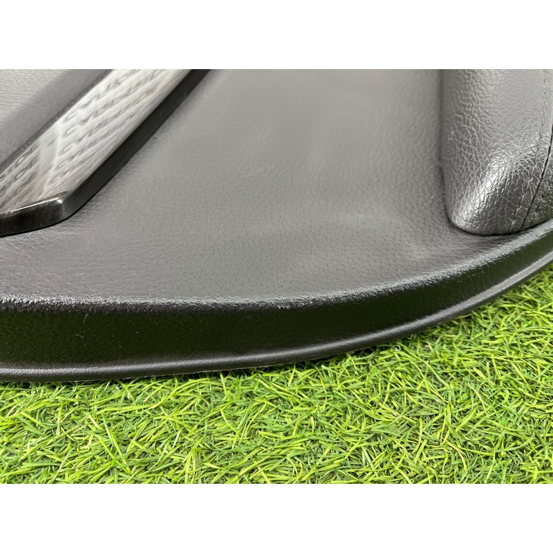 Дверна карта (салон) KIA Sorento UM 2013 2.4 833011u501am2