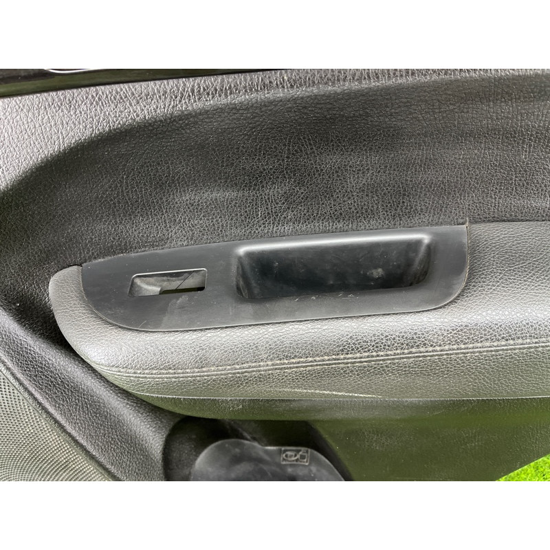 Дверна карта (салон) KIA Sorento UM 2013 2.4 833021u501am2