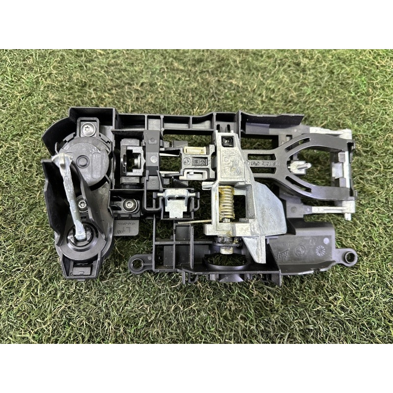 Кронштейн ручки двери (кузов и элементы) BMW 5-series F10 2015 2.0 N20 51217265081