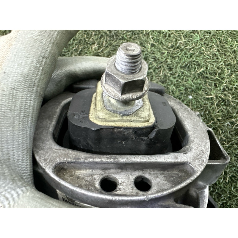 Подушка двигателя (двигатель и элементы) BMW 3-series F30 2015 2.0 22116855456