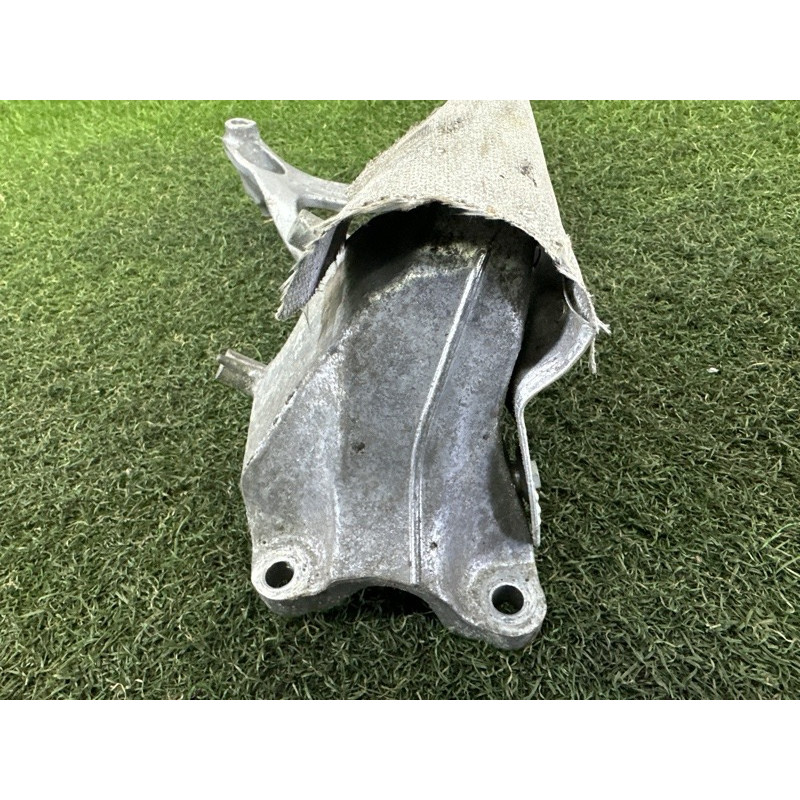 Кронштейн двигателя (кронштейны двигателя) AUDI Q7 4M 2017 3.0 TFSi 4M0199307AE