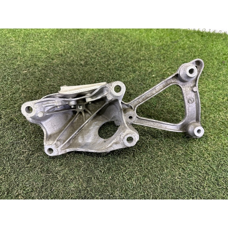 Кронштейн двигателя (кронштейны двигателя) AUDI Q7 4M 2017 3.0 TFSi 4M0199307AE