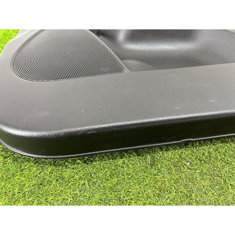 Дверна карта (салон) KIA Sorento UM 2013 2.4 823021u021am2