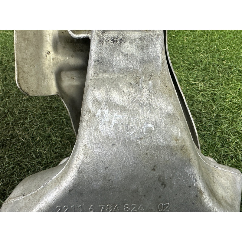 Кронштейн двигателя (кронштейны двигателя) BMW 3-series F30 2013 2.0 22116784824