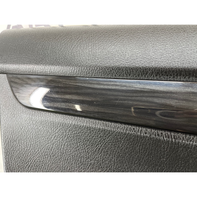 Дверна карта (салон) KIA Sorento UM 2013 2.4 823011u101am2