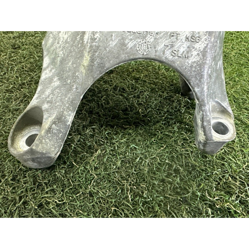 Кронштейн двигателя (кронштейны двигателя) AUDI Q7 4L 2011 3.0 TFSi 7L8199307H