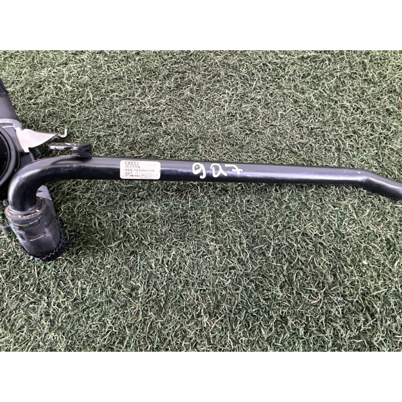 Трубка системы охлаждения (система охлаждения) AUDI Q7 4M 2017 3.0 CREC 06E121044AB