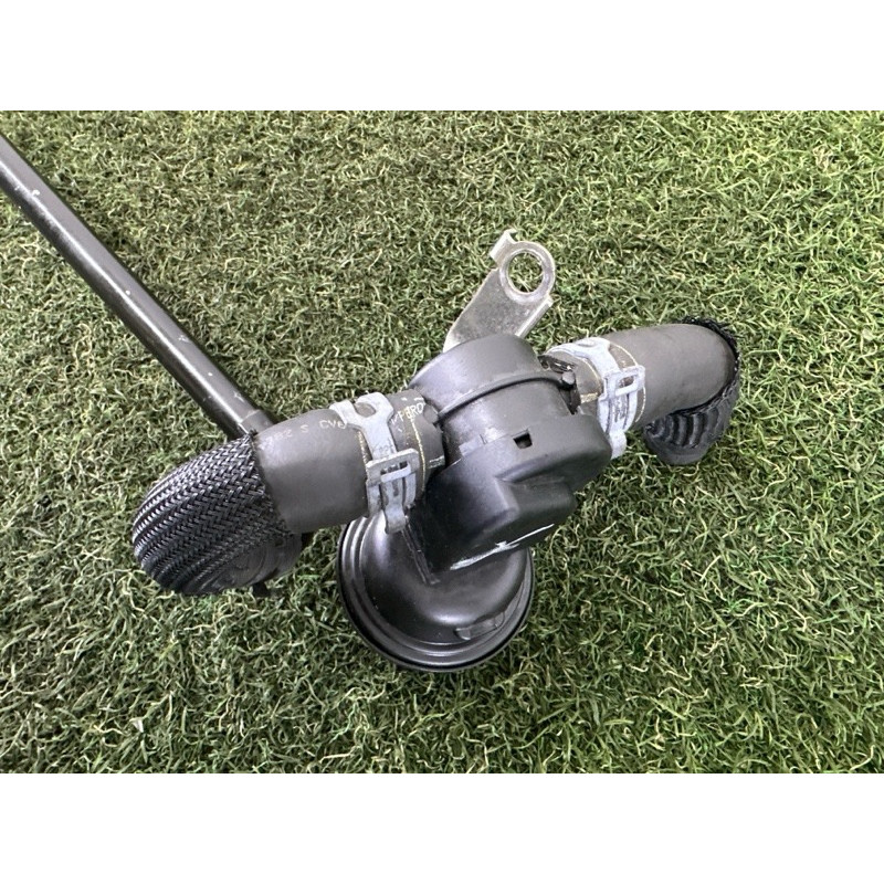 Трубка системы охлаждения (система охлаждения) AUDI Q7 4M 2017 3.0 CREC 06E121044AB