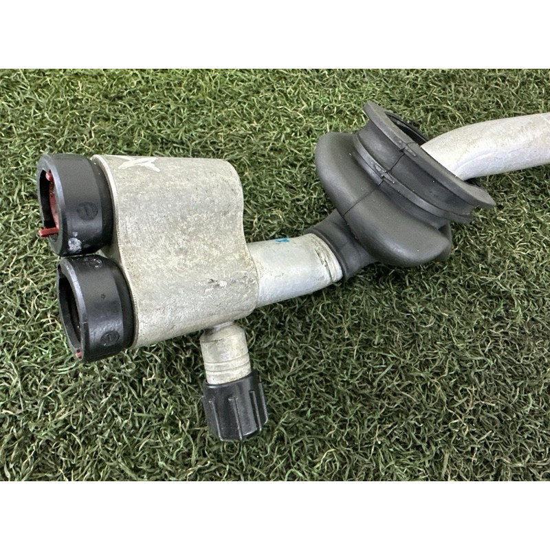 Трубка кондиционера (отопление и кондиционирование) AUDI A4 B8 2010 2.0 CAEB 8K1260712K