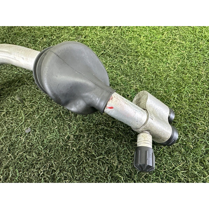 Трубка кондиционера (отопление и кондиционирование) AUDI A4 B8 2010 2.0 CAEB 8K1260712K