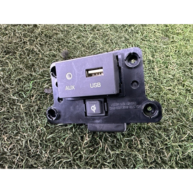 Гнездо USB/AUX (электрика) Hyundai Ioniq AE 2017 1.6 96120G2050