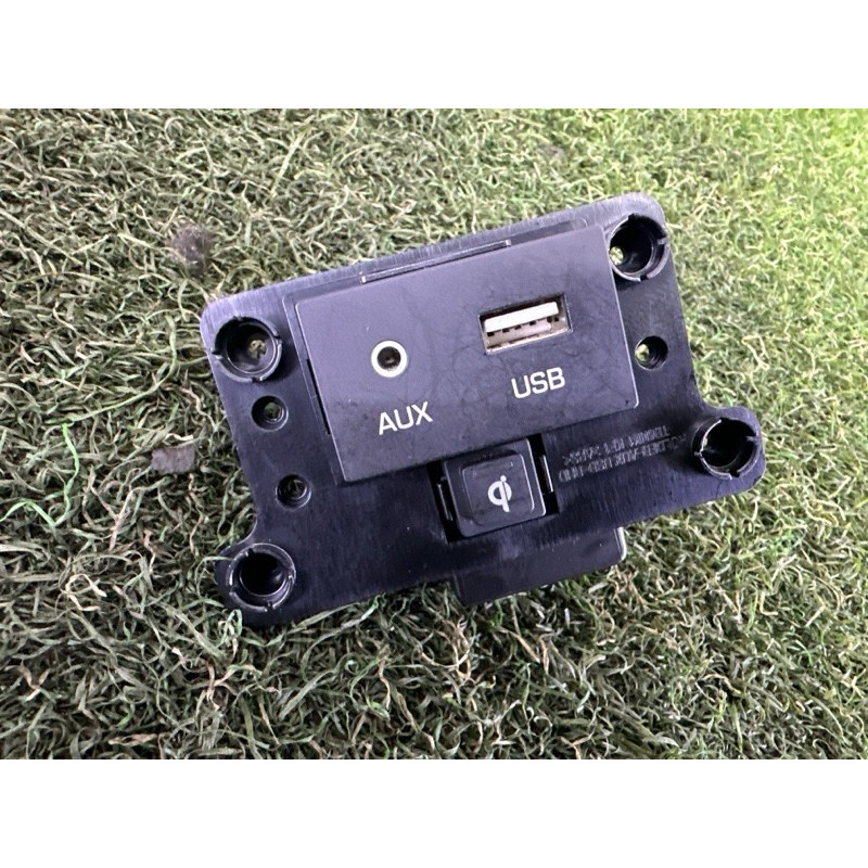 Гнездо USB/AUX (электрика) Hyundai Ioniq AE 2017 1.6 96120G2050