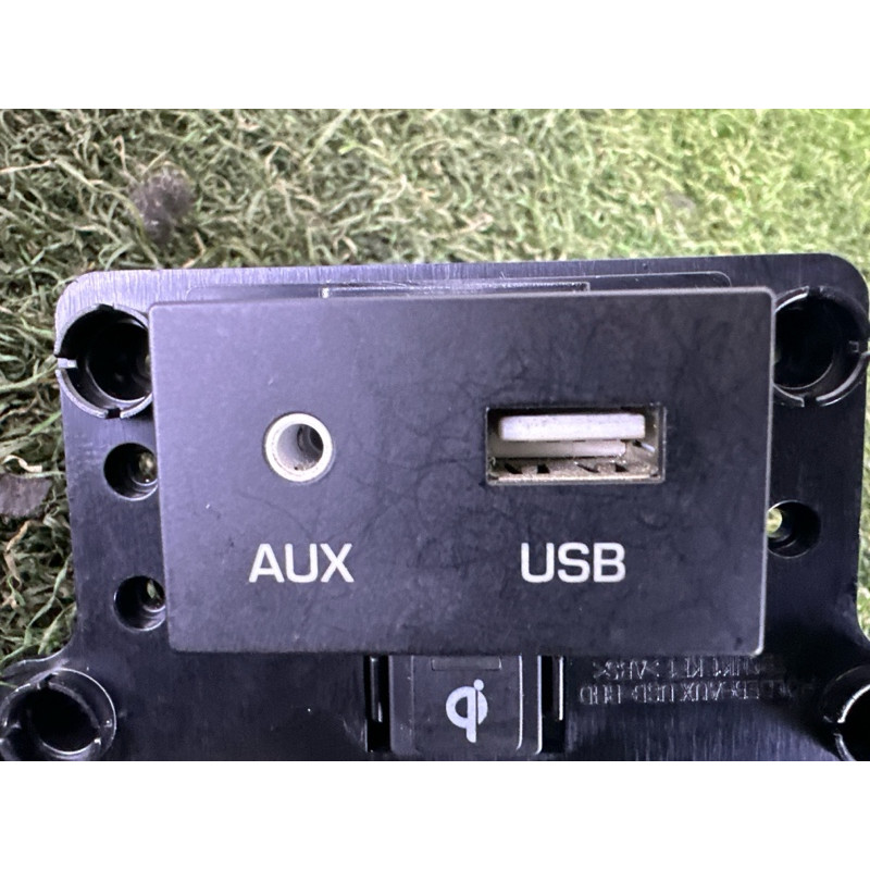 Гнездо USB/AUX (электрика) Hyundai Ioniq AE 2017 1.6 96120G2050