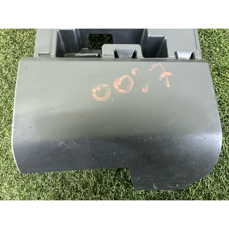 Накладка крила (кузов и элементы) LAND ROVER Range Rover L405 2016 5.0 LR048271