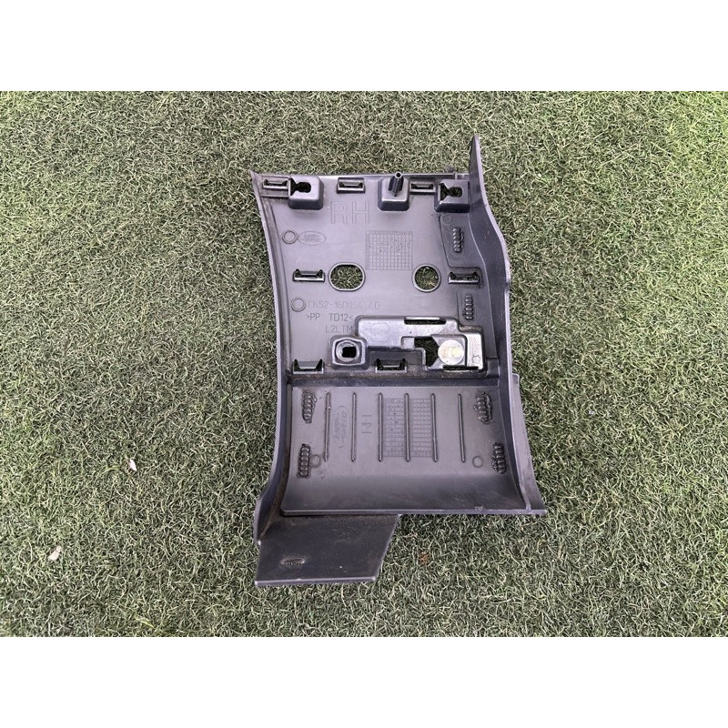 Накладка крила (кузов и элементы) LAND ROVER Range Rover L405 2016 5.0 LR048271