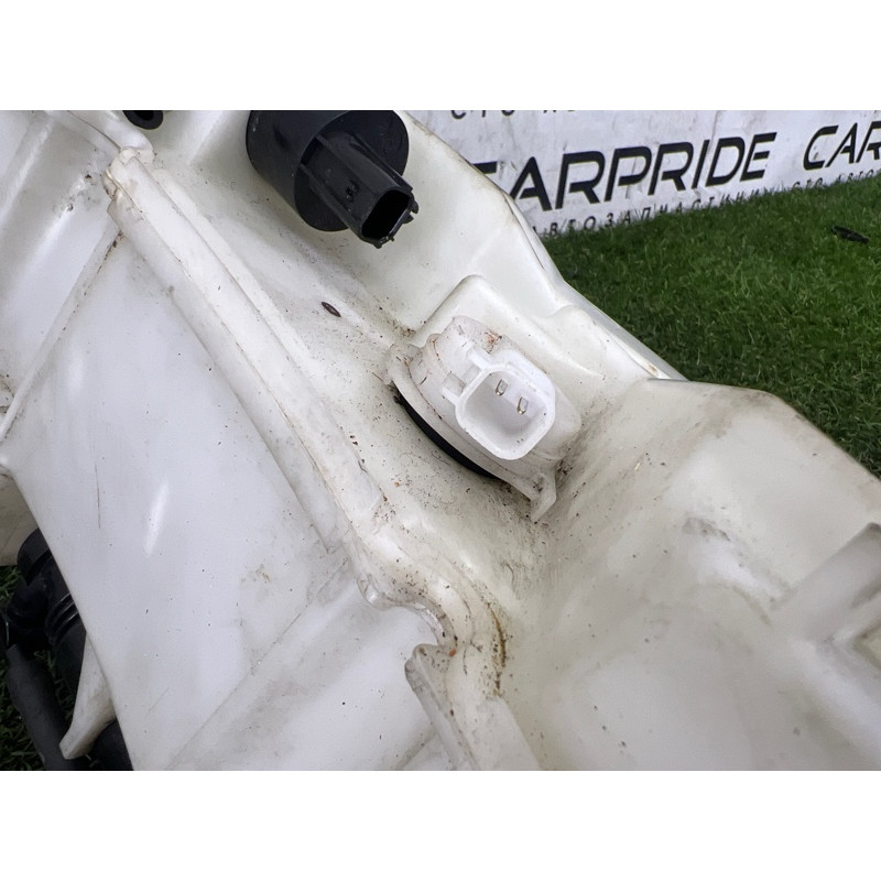 Бачок омивача (кузов и элементы) LAND ROVER Range Rover L405 2016 5.0 LR070882