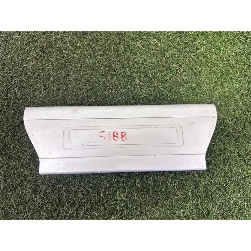 Накладка на поріг (кузов и элементы) LAND ROVER RANGE ROVER Sport L494 2016 3.0 Diesel LR035838