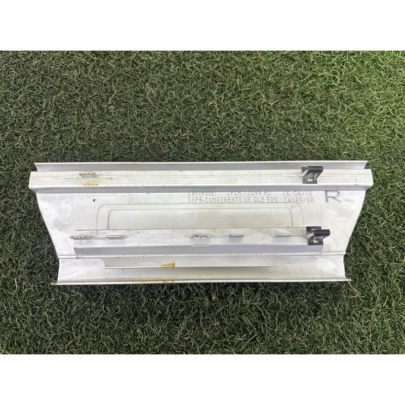 Накладка на поріг (кузов и элементы) LAND ROVER RANGE ROVER Sport L494 2016 3.0 Diesel LR035838