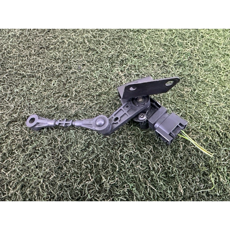 Датчик положения кузова (электрика / датчики) LAND ROVER Range Rover Evoque L538 2016 2.0 LR024222