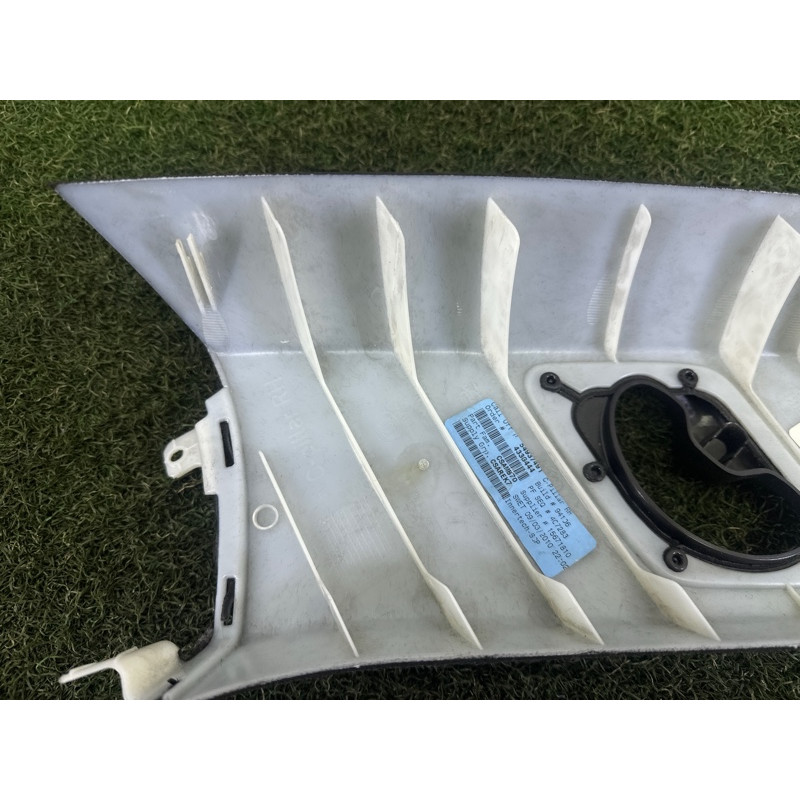 Обшивка центральної стійки (салон) BMW X5 E70 2010 N57D30A 51438037368
