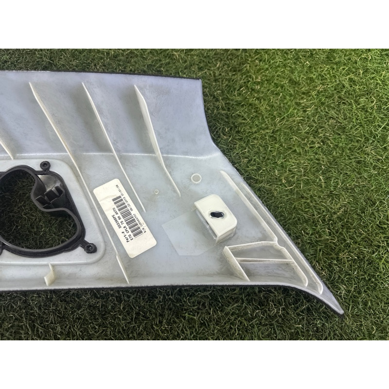 Обшивка центральної стійки (салон) BMW X5 E70 2010 N57D30A 51438037368