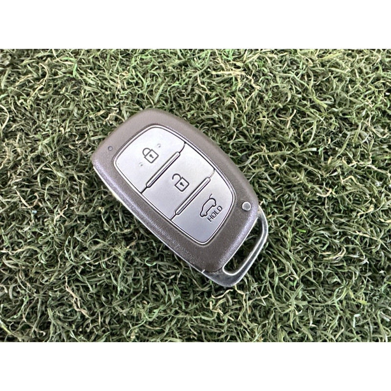 Ключ (електрика) Hyundai Ioniq AE 2017 1.6 95440G2100